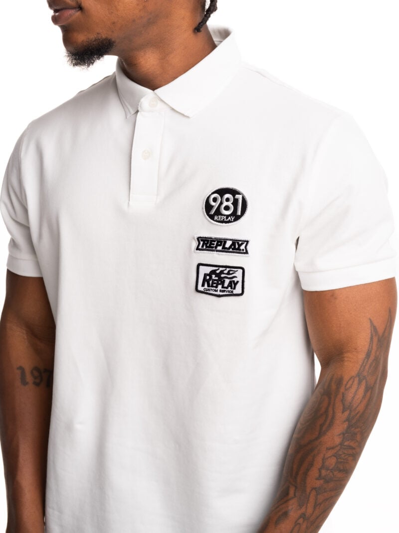 natural white pop badge polo