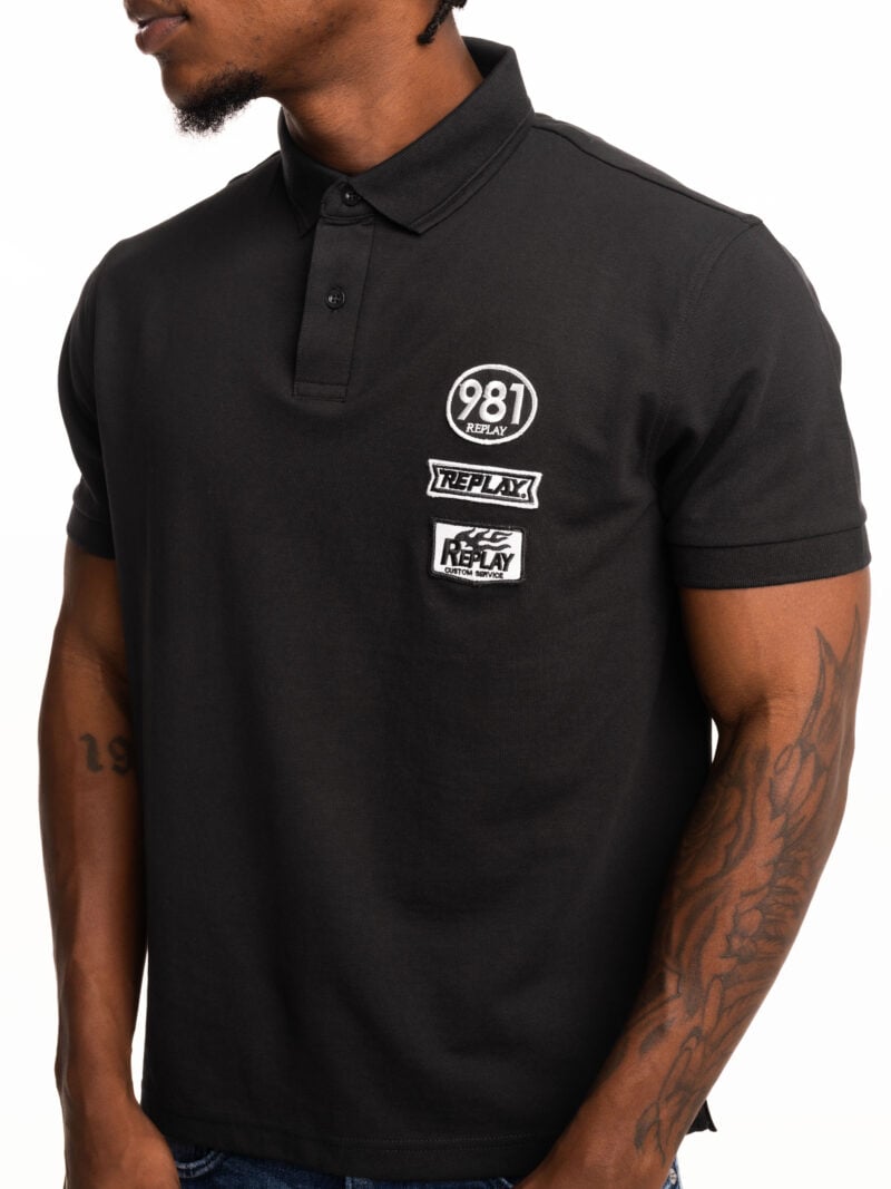 natural white pop badge polo