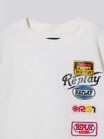 sweatshirt with patch and letter