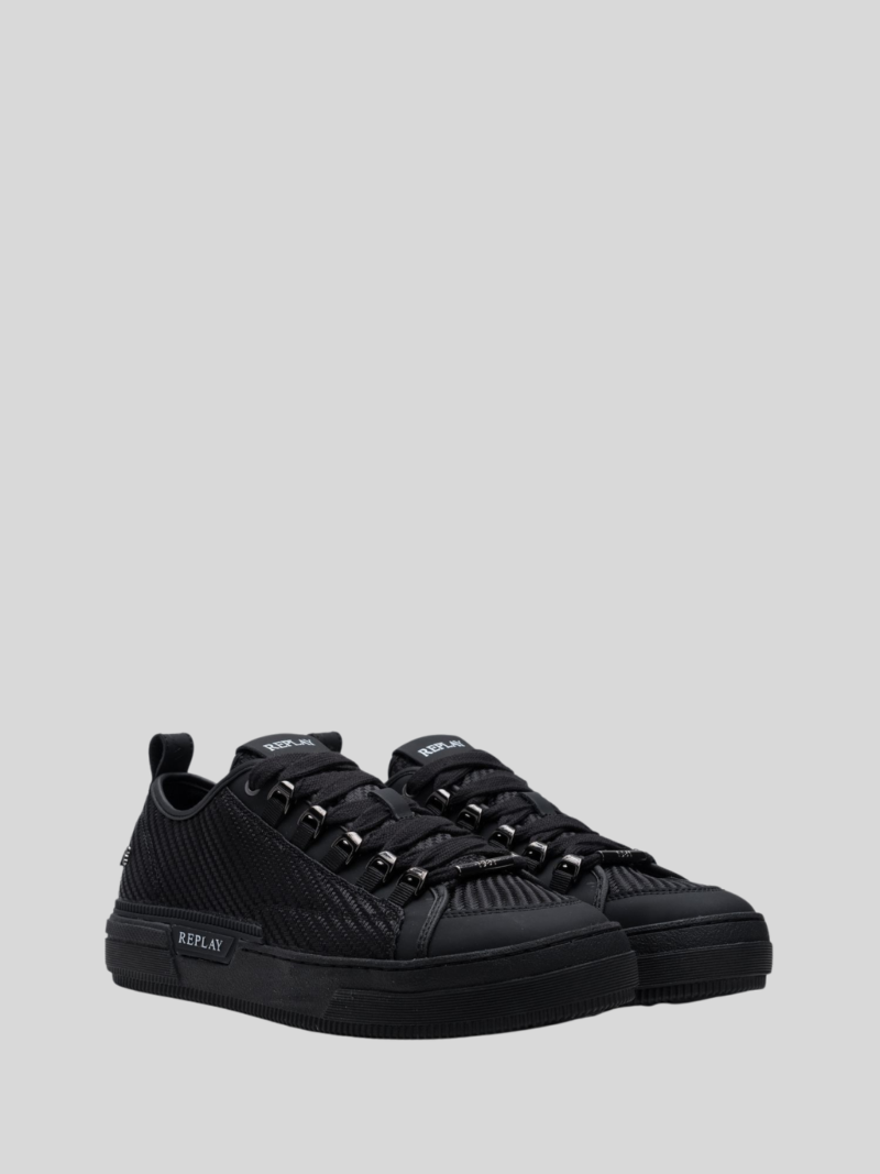 pyper full black