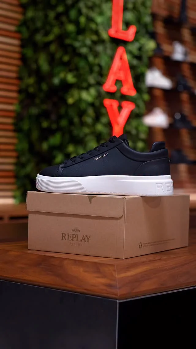 Shop the Replay Notting sneakers , available in-store and online 
R3300